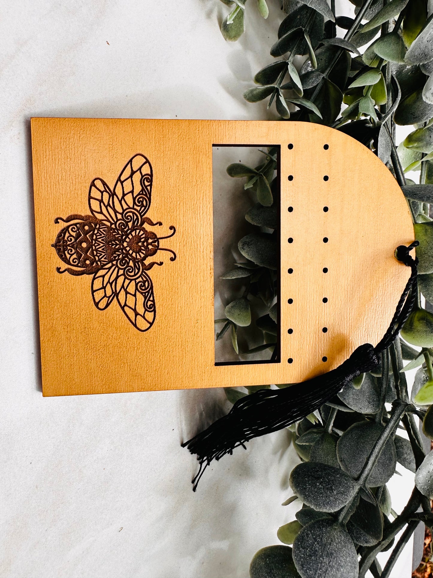 Bee 1 Travel Earring Holder