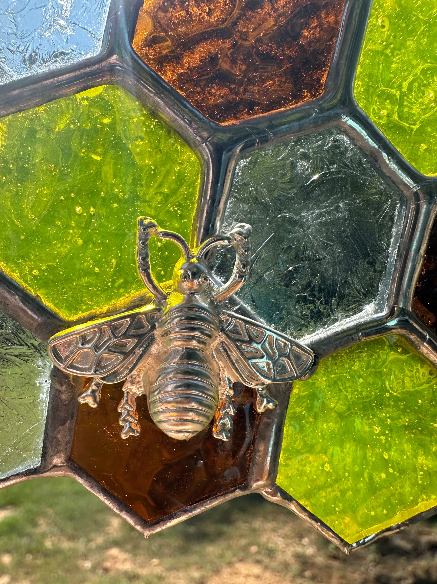 HONEYCOMB LARGE, stained glass