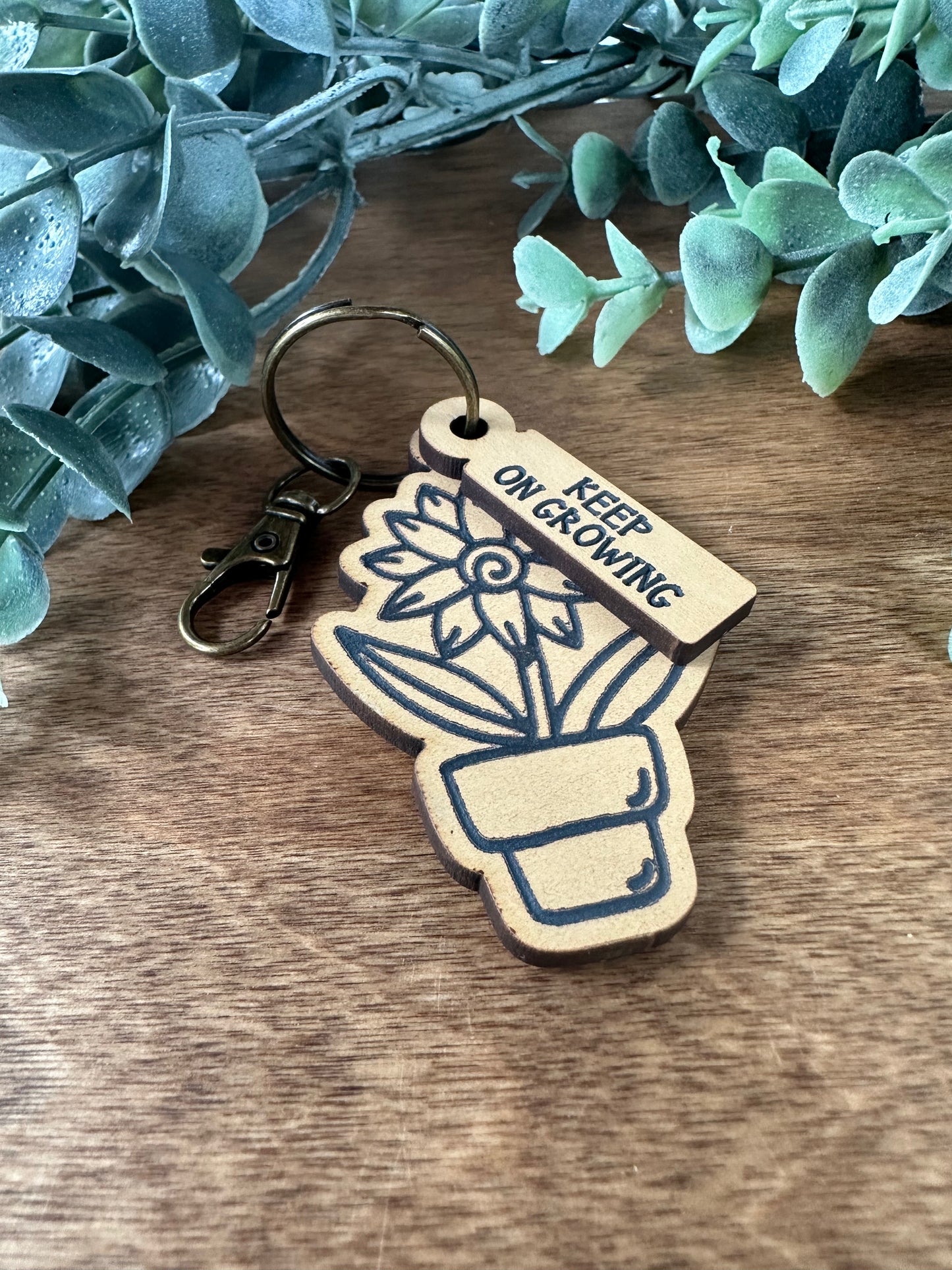 "Keep On Growing" Flowerpot Keychain