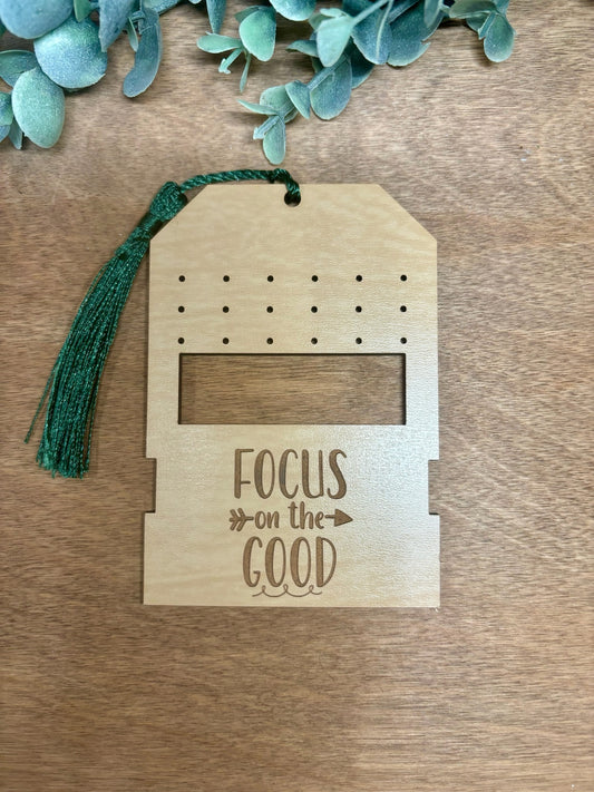 Focus on the Good Travel Earring Holder