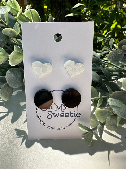 White Leopard 15mm Heart Studs (2 pair)